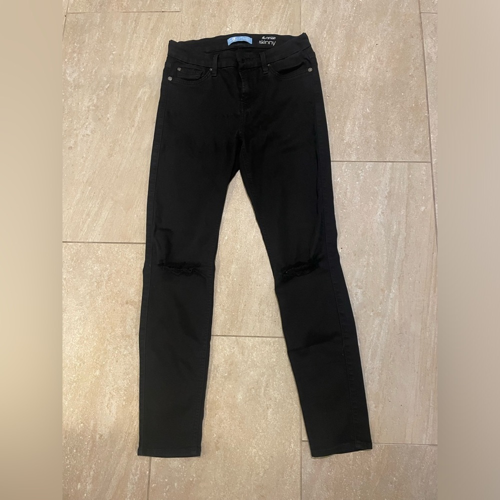 7 For All Mankind - Picture 2 of 9